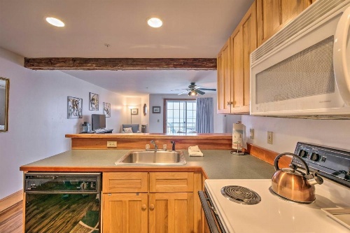 Lincolnville Studio with Ocean-view Balcony! image 17