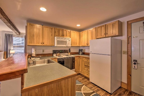 Lincolnville Studio with Ocean-view Balcony! image 7